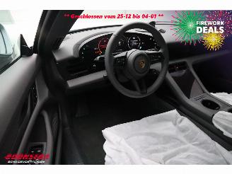 Porsche Taycan 4 93 kWh Pano Bose Sport Chrono ACC Memory 360° 15 km!! picture 10