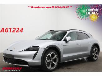 begagnad bil auto Porsche Taycan 4 93 kWh Pano Bose Sport Chrono ACC Memory 360° 15 km!! 2024/7