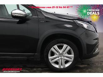 Peugeot 2008 1.2 PureTech Aut. Signature Navi Airco Cruise PDC 59.303 km! picture 5