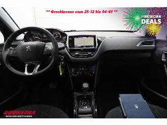 Peugeot 2008 1.2 PureTech Aut. Signature Navi Airco Cruise PDC 59.303 km! picture 15