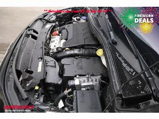 Peugeot 2008 1.2 PureTech Aut. Signature Navi Airco Cruise PDC 59.303 km! picture 10