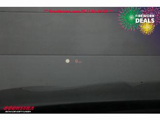 BMW 5-serie Touring 530xd Aut. Pano Memory Navi Clima Cruise SHZ PDC AHK picture 19