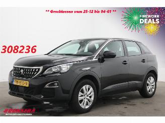 Vaurioauto  passenger cars Peugeot 3008 1.5 BlueHDi Blue Lease Executive Leder Navi Clima Cruise PDC AHK 2018/9