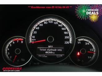 Volkswagen Up! 1.0 BMT move up! Airco Bluetooth 49.259 km! picture 19