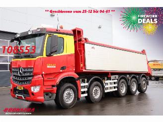 damaged trucks Mercedes Arocs 4744 10X4 Hyva BY 2017 390.026 km! 2017/5