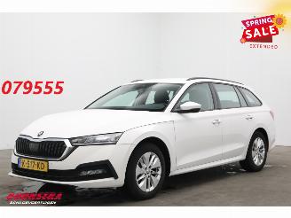 Damaged car Skoda Octavia Combi 1.0 e-TSI DSG Business Edition Virtual Navi Clima Cruise Camera 2021/1