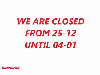 uszkodzony samochody osobowe Aston Martin Vantage MERRY CHRISTMAS AND HAPPY NEW YEAR . 