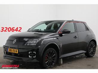 škoda osobní automobily Renault 5 comfort range iconic cinq 52 kWh LED ACC Apple/Android Camera 2025/9