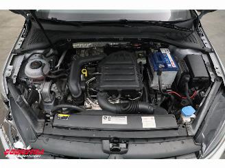 Volkswagen Golf 1.0 TSI DSG Comfortline ACC Clima SHZ PDC. picture 13