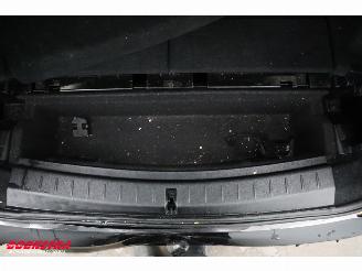 BMW 2-serie Gran Tourer 218i Sport-Line 7-Pers. LED Leder HUD Navi Clima SHZ PDC AHK picture 8