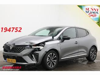 krockskadad bil auto Renault Clio 1.6 E-Tech Full Hybrid 145 techno LED Navi Clima Cruise Camera 3.962 km! 2025/9