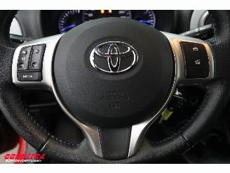 Toyota Yaris 1.5 Full Hybrid Aspiration Navi Clima Cruise AHK 163.773 km! picture 20