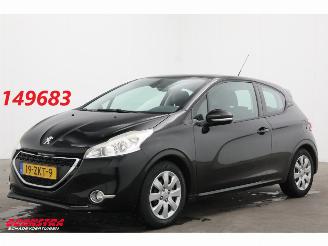 voitures voitures particulières Peugeot 208 1.2 VTi Active Navi Bluetooth Clima Cruise PDC AHK 2012/12
