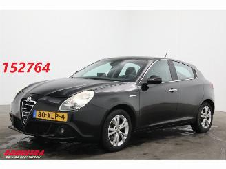ojeté vozy osobní automobily Alfa Romeo Giulietta 1.4 T Distinctive 170 PK Bluetooth Clima Cruise PDC 2012/6