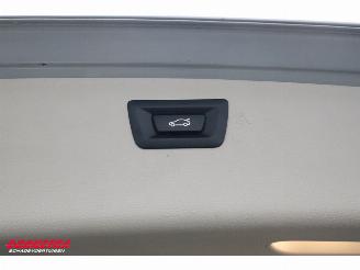 BMW 3-serie Touring 318i Aut. Pano LED Leder Navi Clima Cruise SHZ PDC picture 24