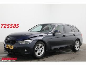 Vaurioauto  passenger cars BMW 3-serie Touring 320d EDE Aut. Leder Navi Clima Cruise SHZ PDC 2015/12