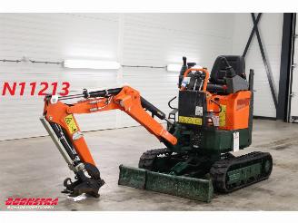 krockskadad bil machine Bobcat  E10-2 Minigraver BY 2024 2024/12