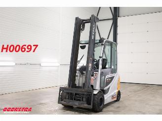 damaged machines Still  RX60-35 BY 2017 4.213 uur 2017