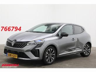 Schadeauto Renault Clio 1.0 TCe 90 GPF techno LED Navi Clima Cruise PDC AHK 31.734 km! 2024/6