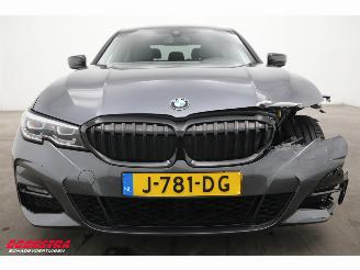BMW 3-serie 330i M-Sport Schuifdak LED Virtual Navi Cruise SHZ picture 5