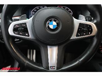 BMW 5-serie Touring 530i M-Sport LED ACC Leder SHZ PDC picture 18