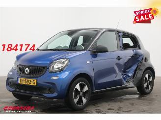 Vaurioauto  passenger cars Smart Forfour 1.0 Business Solution Eerste Eigenaar! Clima Cruise 10.531 km! 2018/8