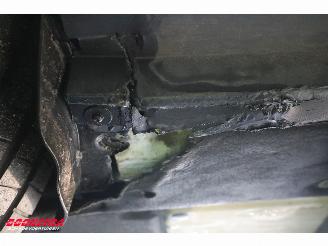 Porsche Macan 100 kWh LED Memory Apple/Android Camera AHK 12.549 km! picture 6