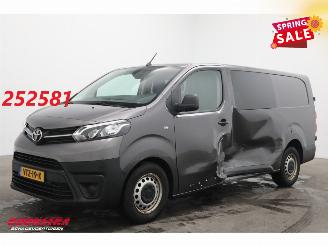 krockskadad bil bedrijf Toyota Proace 2.0 D-4D DoKa 6-Pers. Navi Airco Cruise Apple/Android PDC 2023/6
