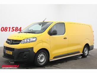 krockskadad bil bedrijf Opel  L3 75 kWh Navi Airco Cruise PDC 2023/11