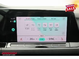 Volkswagen Golf Variant 2.0 TDI DSG Style Pano LED ACC ErgoComf. HUD Camera LRHZ picture 33