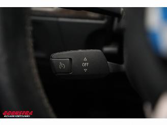 BMW 3-serie Touring 320i Luxury Line Pano Leder Navi Clima Cruise SHZ PDC picture 20