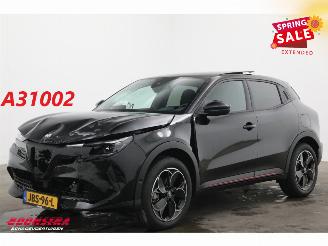 Damaged car Alfa Romeo Junior Elettrica Speciale 54 kWh Pano LED ACC Massage Camera 5.351 km! 2025/8