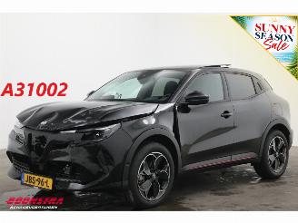 Damaged car Alfa Romeo Junior Elettrica Speciale 54 kWh Pano LED ACC Massage Camera 5.351 km! 2025/8