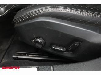 Volvo V-60 T8 Twin Engine AWD Inscription Pano LED ACC H/K Ventilatie LRHZ AHK picture 25