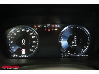 Volvo V-60 T8 Twin Engine AWD Inscription Pano LED ACC H/K Ventilatie LRHZ AHK picture 23