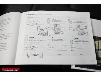 Porsche Taycan 4S 93 kWh Pano Sport Chrono Memory HUD Bose PDLS+ PASM picture 36