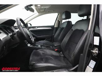 Volkswagen Passat Variant 1.6 TDI Connected Series LED Navi Clima Cruise PDC AHK picture 14