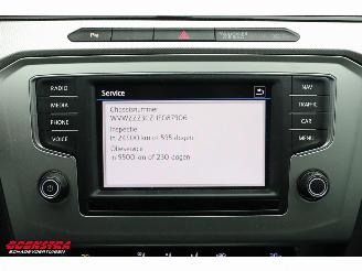 Volkswagen Passat Variant 1.6 TDI Connected Series LED Navi Clima Cruise PDC AHK picture 20