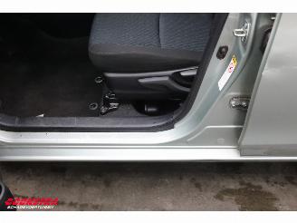 Toyota Yaris 1.3 VVT-i Aut. Aspiration Eerste Eigenaar! Navi Airco Cruise Camera 50.271 km!! picture 6