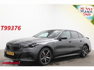 Auto incidentate BMW 5-serie 530e M-Sport Pro Leder ACC H/K Camera SHZ 2024/12