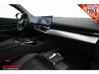 BMW 5-serie 530e M-Sport Pro Leder ACC H/K Camera SHZ picture 20