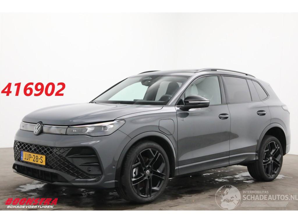 Volkswagen Tiguan 1.5 eHybrid R-Line Edition Pano LED ACC LRHZ ErgoComf. 3.820 km!