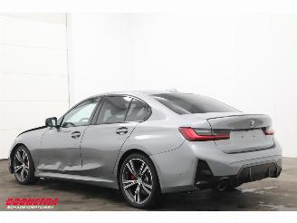 BMW 3-serie 320d Aut. M-Sport LED HUD ACC Apple/Android Camera SHZ picture 4