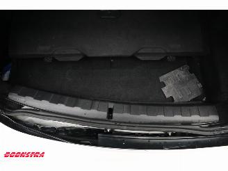 BMW 3-serie 330e M-Sport Schuifdak Leder LED Navi Clima Cruise Camera SHZ picture 8