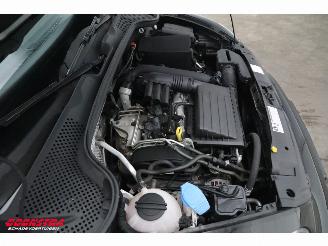 Volkswagen Beetle Cabriolet 1.4 TSI Club BlueMotion Navi Clima Cruise SHZ PDC picture 6