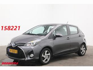 skadebil auto Toyota Yaris 1.5 Hybrid Lease Navi Clima Cruise Camera AHK 79.788 km! 2015/10
