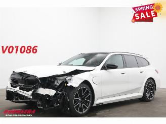 Schadeauto BMW M5 Touring Drivers Package HUD Carbon B&W ACC 360° AHK 2025/3