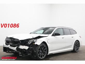 Unfallwagen BMW M5 Touring Drivers Package HUD Carbon B&W ACC 360° AHK 2025/3