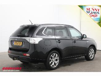Mitsubishi Outlander 2.0 PHEV Instyle 4WD Leder Schuifdak Navi Clima Cruise SHZ AHK picture 3