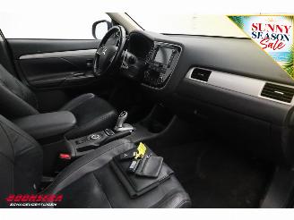 Mitsubishi Outlander 2.0 PHEV Instyle 4WD Leder Schuifdak Navi Clima Cruise SHZ AHK picture 10